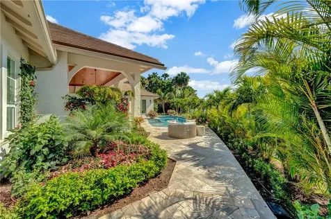 100 Loblolly Reach Vero Beach FL 32963