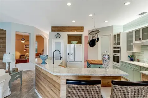390 25th Avenue SW Vero Beach FL 32962