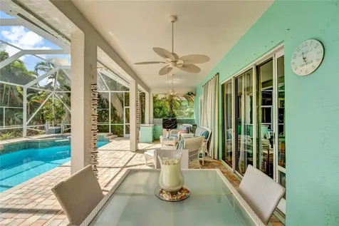 390 25th Avenue SW Vero Beach FL 32962