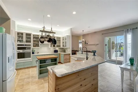 390 25th Avenue SW Vero Beach FL 32962