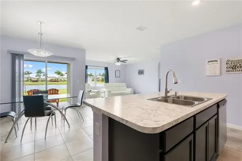 2796 Granville Manor SW Vero Beach FL 32968