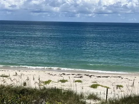 805 South Tower 46th Place Vero Beach FL 32963