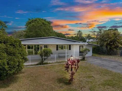 7404 Plumosa Lane Fort Pierce FL 34951