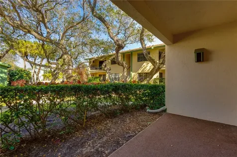 910 E Causeway Boulevard Vero Beach FL 32963
