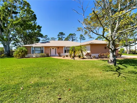 713 W Fischer Circle Sebastian FL 32958