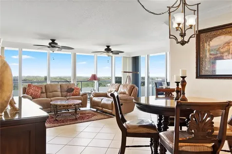 3554 Ocean Drive Vero Beach FL 32963