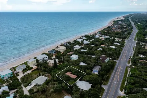 1860 E Pebble Path Vero Beach FL 32963