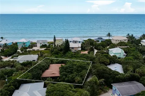 1860 E Pebble Path Vero Beach FL 32963