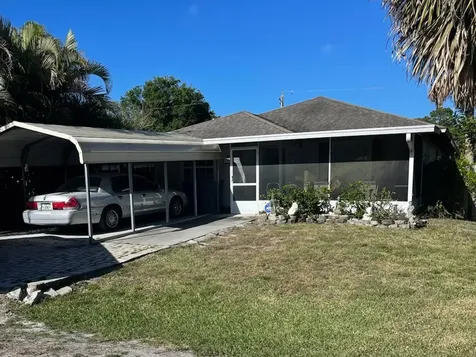 1325 24th Avenue SW Vero Beach FL 32962