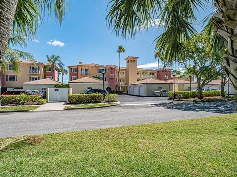 5520 N Harbor Village Drive Vero Beach FL 32967