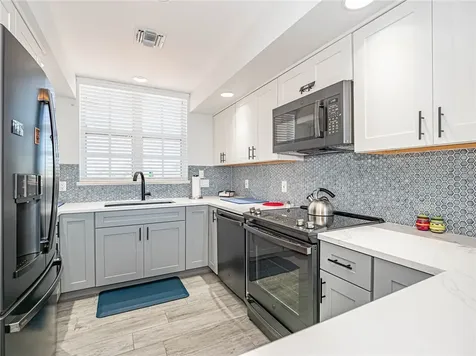 5520 N Harbor Village Drive Vero Beach FL 32967