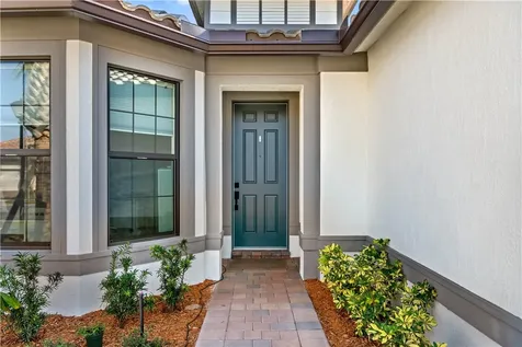 4120 Basket Oak Circle Vero Beach FL 32967
