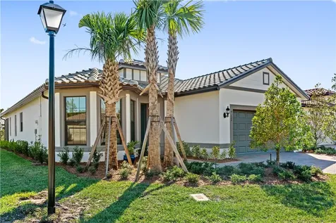 4120 Basket Oak Circle Vero Beach FL 32967