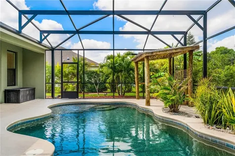 5933 Brae Burn Circle Vero Beach FL 32967