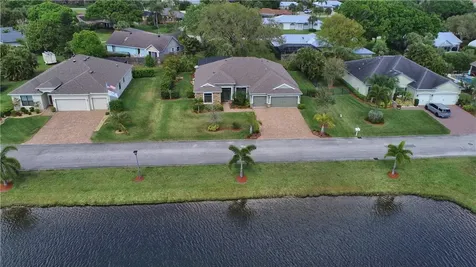 5933 Brae Burn Circle Vero Beach FL 32967