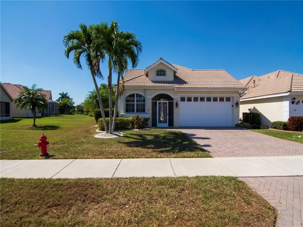 700 SW Aruba Bay Port St. Lucie FL 34986