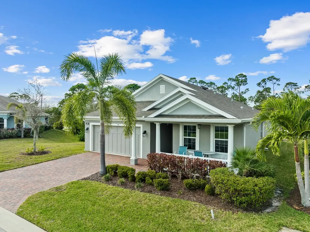 228 Sandcrest Circle Sebastian FL 32958