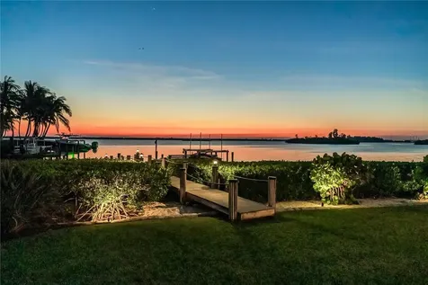 905 Winding River Road Vero Beach FL 32963