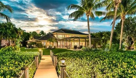905 Winding River Road Vero Beach FL 32963