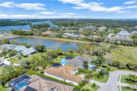 1207 Isla Verde Square Vero Beach FL 32963