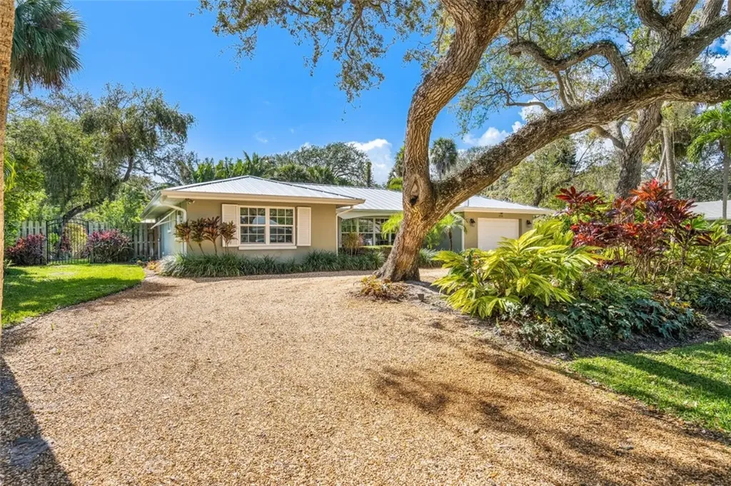 456 Fiddlewood Road Vero Beach FL 32963