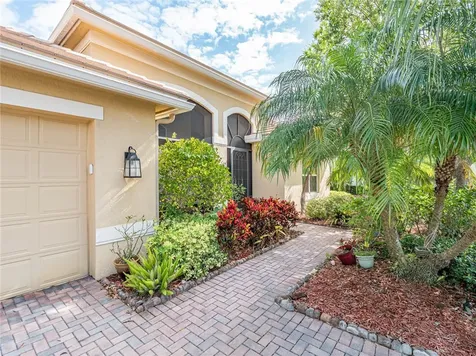4229 Diamond Square Vero Beach FL 32967