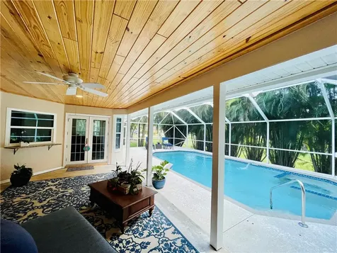4365 12th Street SW Vero Beach FL 32968