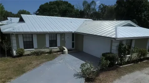 180 10th Court Vero Beach FL 32962