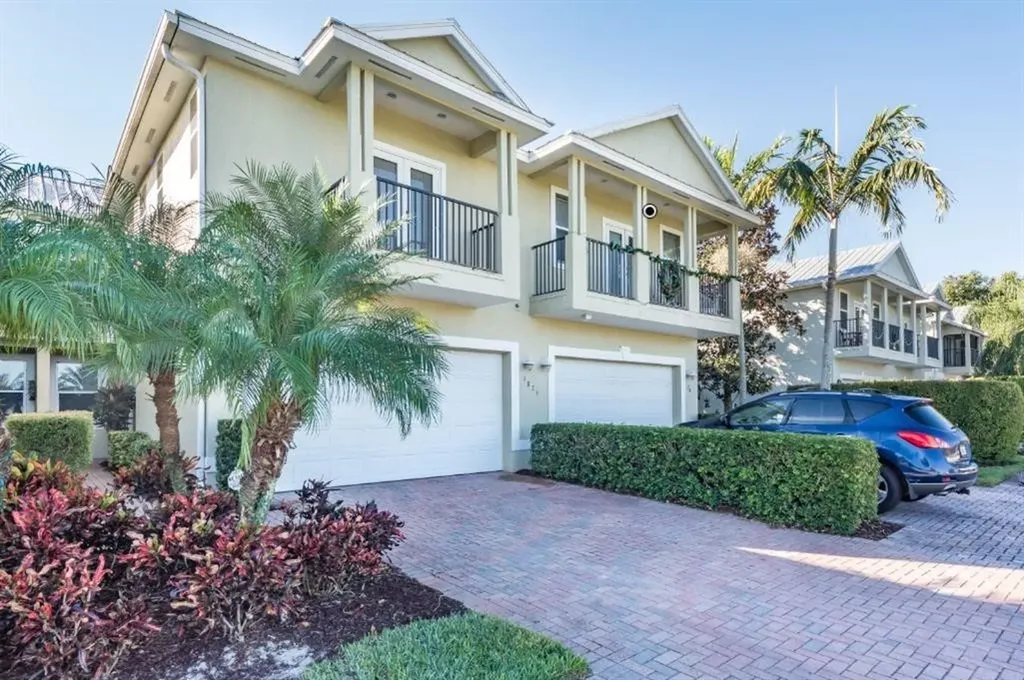 1875 Bridgepointe Circle Vero Beach FL 32967