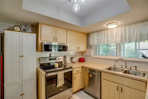 1943 5th Court SE Vero Beach FL 32962