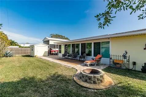 1943 5th Court SE Vero Beach FL 32962