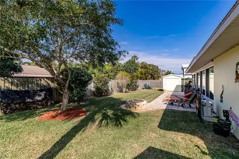 1943 5th Court SE Vero Beach FL 32962