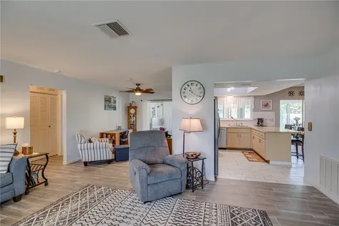 1943 5th Court SE Vero Beach FL 32962