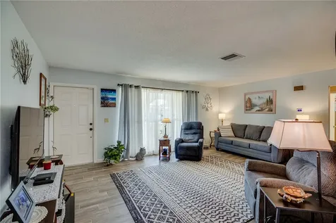 1943 5th Court SE Vero Beach FL 32962