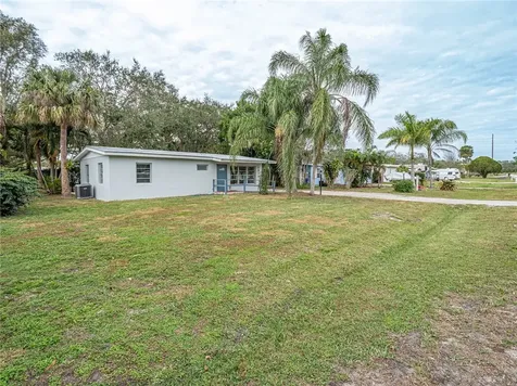 1810 47th Avenue Vero Beach FL 32966