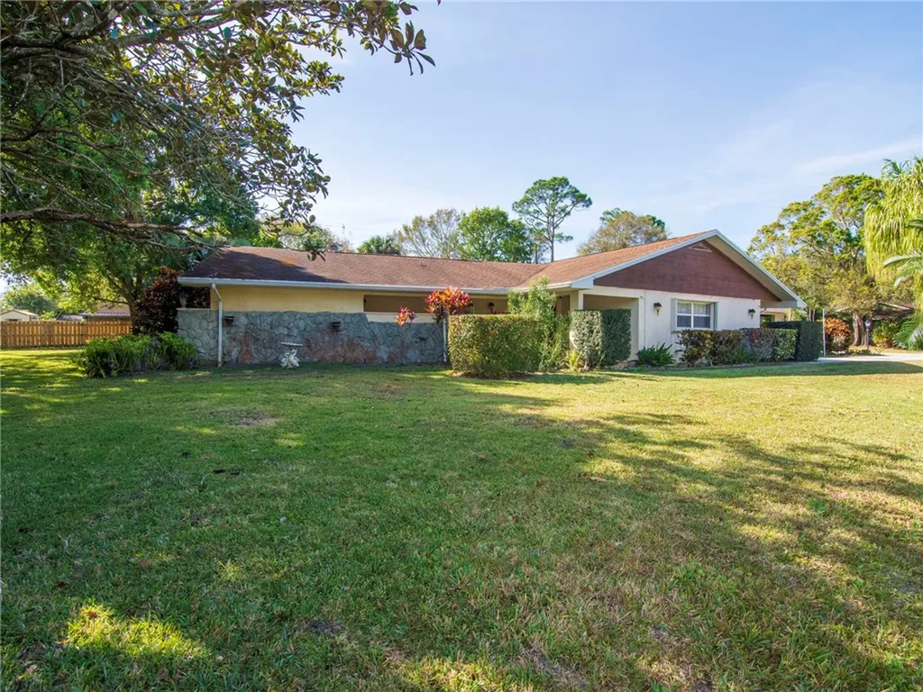 7105 Santa Rosa Parkway Fort Pierce FL 34951