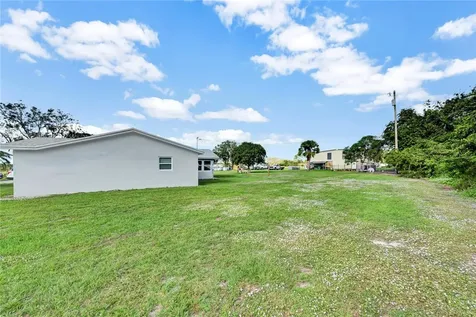 5379 N Us Highway 1 Fort Pierce FL 34946