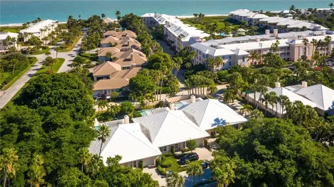 1205 W Southwinds Boulevard Vero Beach FL 32963