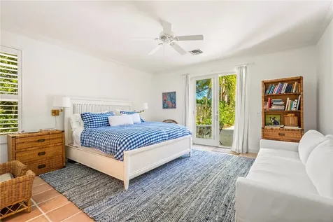 1205 W Southwinds Boulevard Vero Beach FL 32963