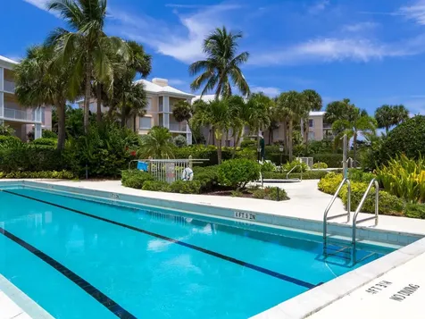 1205 W Southwinds Boulevard Vero Beach FL 32963