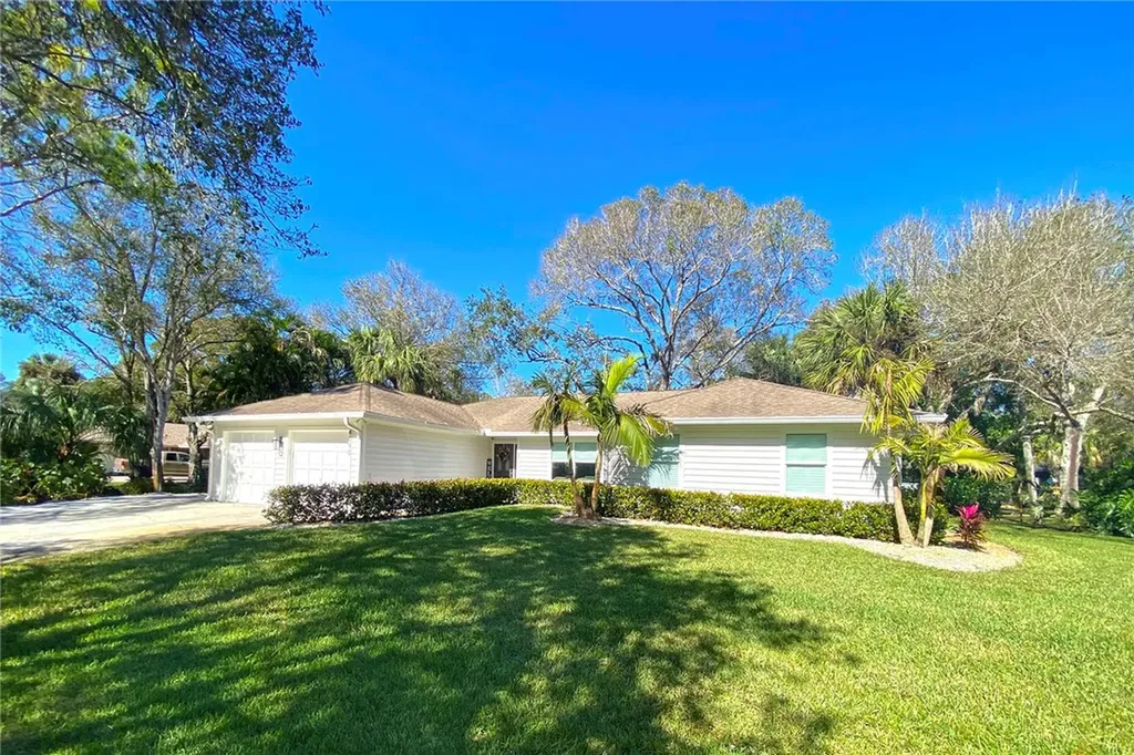 4090 12th Place SW Vero Beach FL 32968