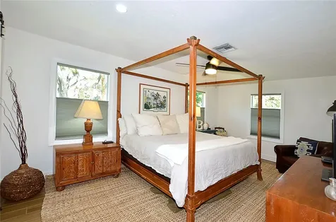 4090 12th Place SW Vero Beach FL 32968