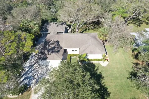 4090 12th Place SW Vero Beach FL 32968