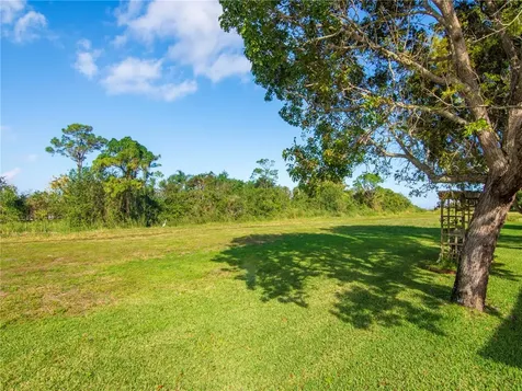 2460 3rd Place SW Vero Beach FL 32962