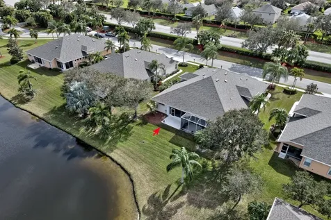 5560 Tangerine Manor SW Vero Beach FL 32968