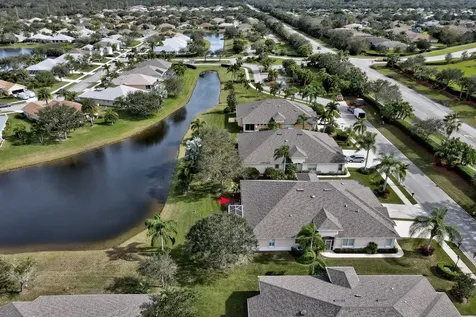 5560 Tangerine Manor SW Vero Beach FL 32968