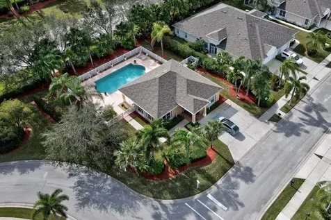 5560 Tangerine Manor SW Vero Beach FL 32968