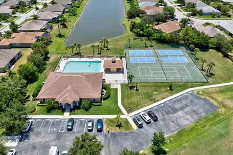 5560 Tangerine Manor SW Vero Beach FL 32968