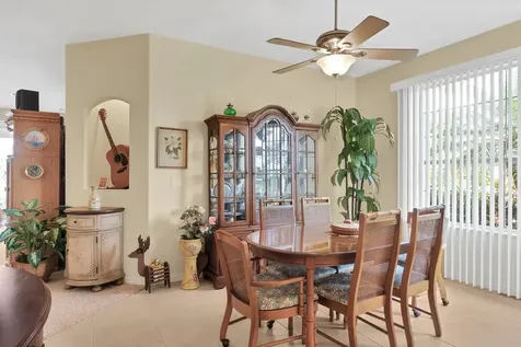 5560 Tangerine Manor SW Vero Beach FL 32968