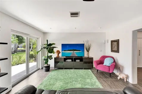 1994 6th Avenue SE Vero Beach FL 32962